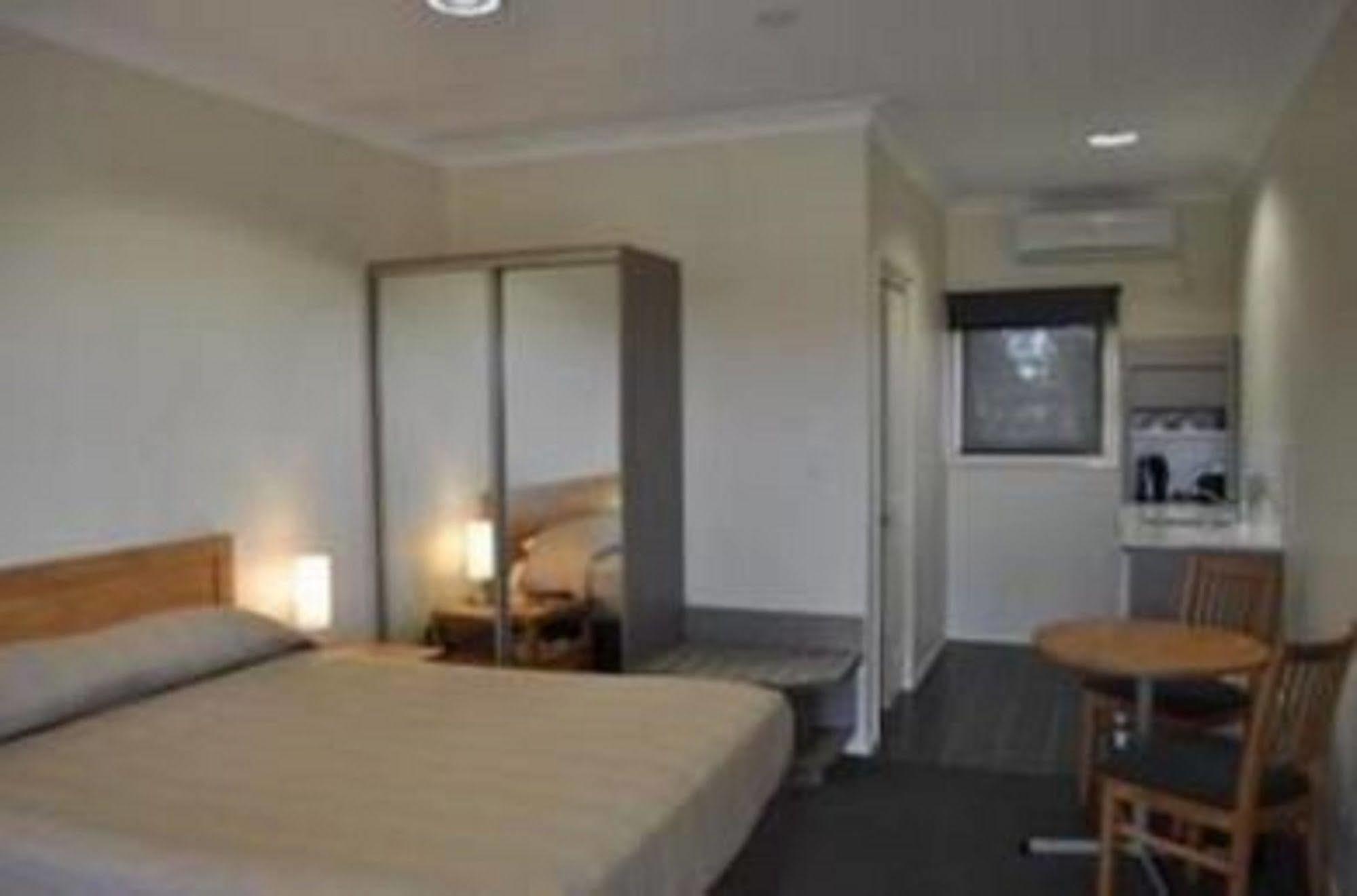 Comfort Inn Bishops Lodge Hay Dış mekan fotoğraf